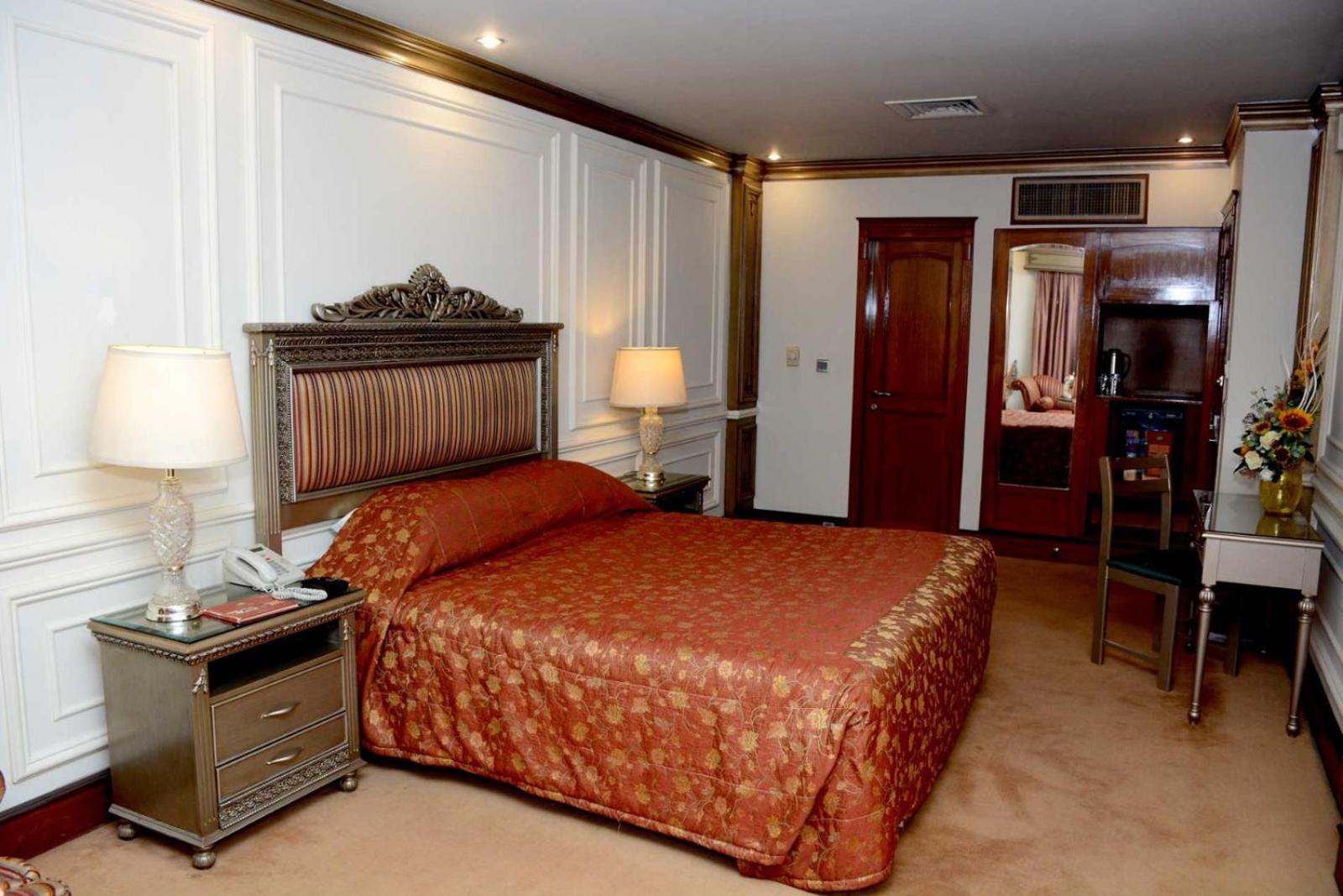 Regency Inn Hotel ラホール エクステリア 写真