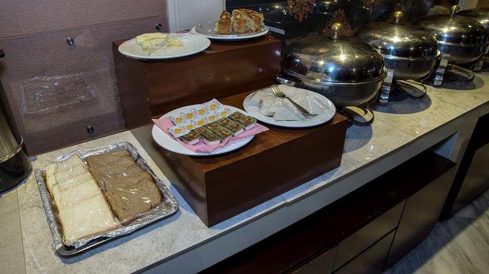 Regency Inn Hotel ラホール エクステリア 写真