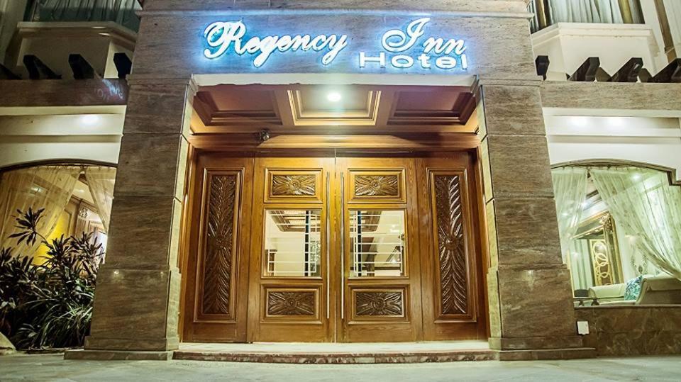 Regency Inn Hotel ラホール エクステリア 写真