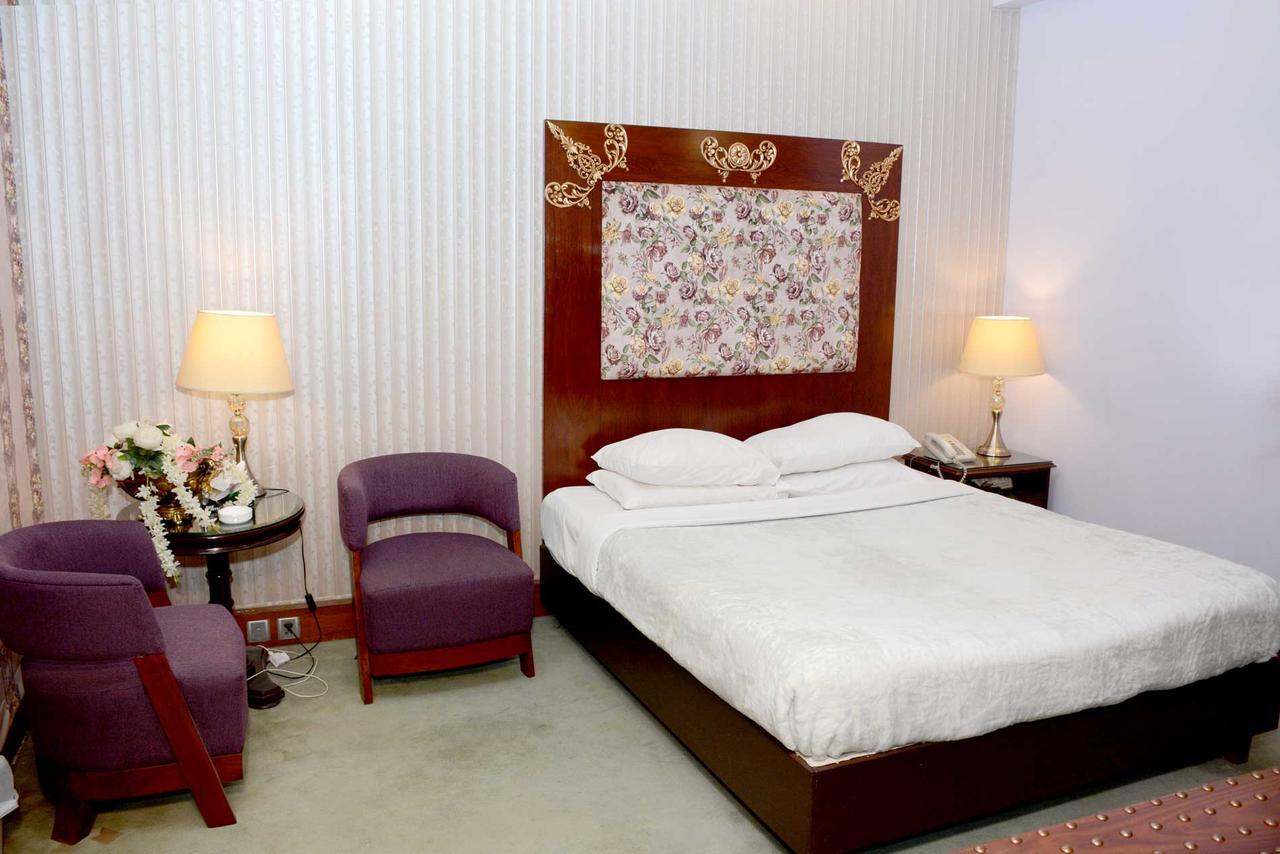 Regency Inn Hotel ラホール エクステリア 写真