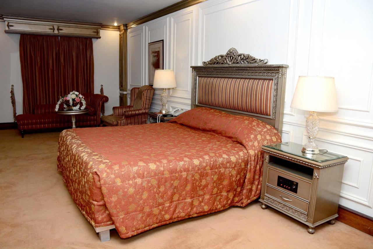 Regency Inn Hotel ラホール エクステリア 写真