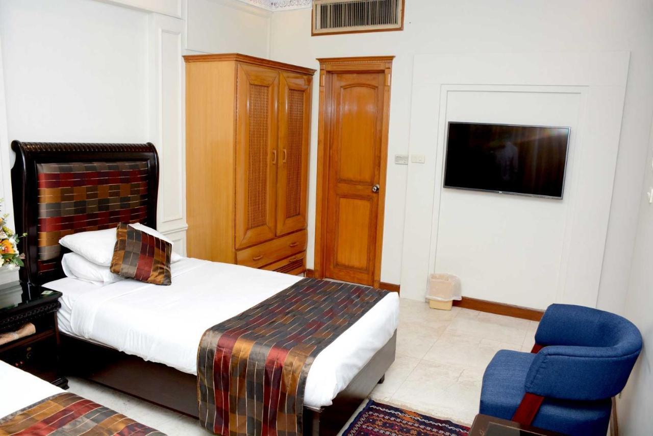 Regency Inn Hotel ラホール エクステリア 写真
